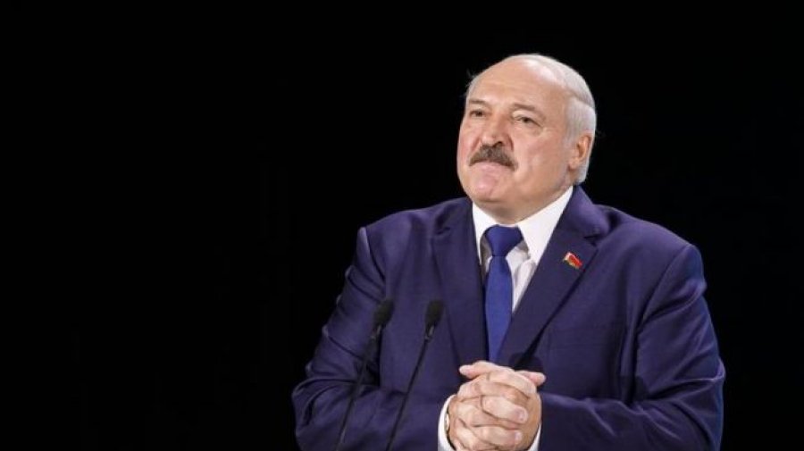 Лукашенко ввел контрсанкции