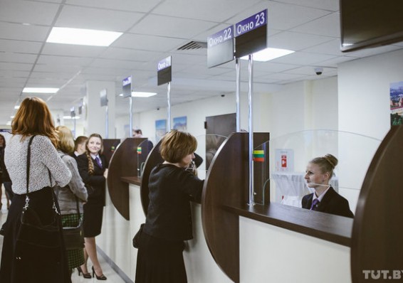 Безвизовый режим: все визовые центры в Беларуси прекратили прием документов