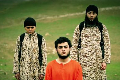 Мальчик из «Исламского государства» казнил предполагаемого агента «Моссада»
