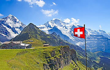 Швейцария планирует открыть границы со всеми соседями, кроме Италии