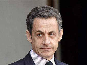 Николя Саркози стал жертвой нападения хулигана