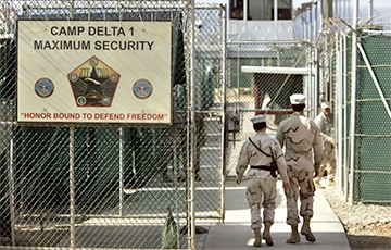 Командующий базой США в Гуантанамо снят с поста