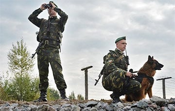 Литовские пограничники: С белорусской стороны днем раздаются выстрелы, ночью летят ракеты