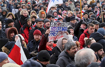 Дмитрий Навоша: Беларусь не станет легкой жертвой