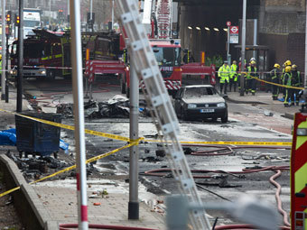 В результате катастрофы вертолета в Лондоне ранены девять человек