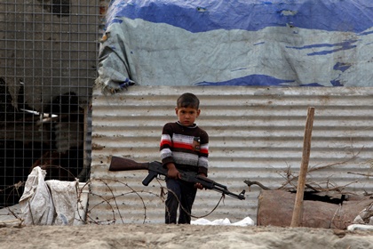 Боевики ИГ казнили 12 детей за попытку побега из лагеря в Ираке