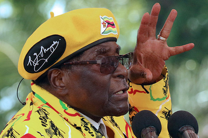 Президент Зимбабве отказался подчиниться повстанцам и уйти в отставку