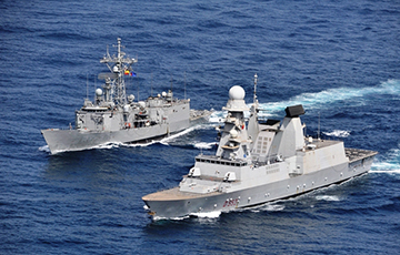 Американский сенатор призвал США и НАТО прислать корабли в Черное море и предоставить Украине оружие