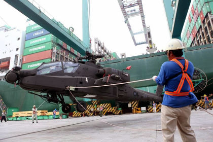 Тайвань приостановил полеты вертолетов Apache