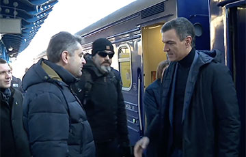 Премьер-министр Испании прибыл с визитом в Киев