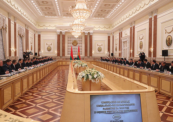 Лукашенко остался недоволен результатами пятилетки