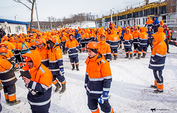 Тысячи рабочих в российском Владивостоке устроили стихийную забастовку