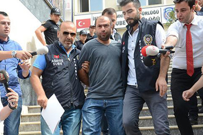 Избивший попутчицу за шорты турок получил четыре года тюрьмы