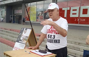 «За Беларусь без Лукашенко»: В Гомеле прошел первый пикет по сбору подписей