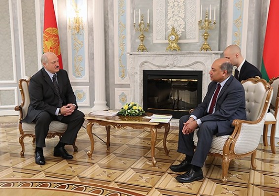 Лукашенко: &quot;Беларусь всегда будет надежным партнером для ЕБРР&quot;