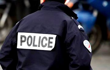 Район театра «Батаклан» в Париже остается под оцеплением полиции