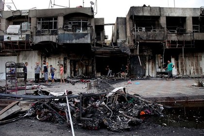 Около 30 человек погибли при взрывах на двух рынках Багдада