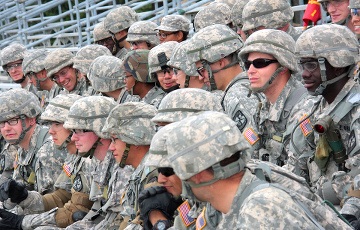 В США переболевшим COVID-19 навсегда запрещена служба в армии