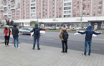 Минчане вышли на протесты на улице Маяковского