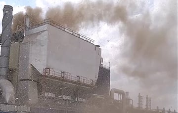 Завод «Кроноспан» в Сморгони засыпает город опилками