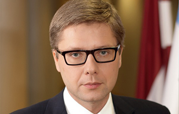 Докладчиком по визовым вопросам с Беларусью в Европарламенте стал бывший мэр Риги Нил Ушаков