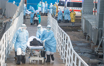 Associated Press: Китай намеренно сдерживал сведения о коронавирусе