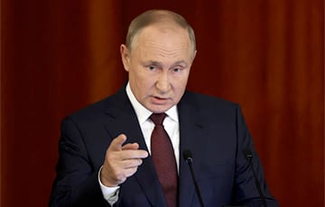 «Интерфакс»: Путин призвал Лукашенко к диалогу с оппозицией