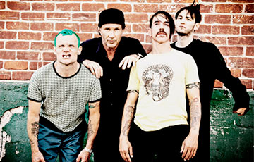 Новый клип Red Hot Chili Peppers стал хитом социальных сетей