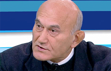 Зенон Позняк рассказал о деньгах Лукашенко в Арабских Эмиратах