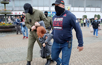 Что вытворяли каратели в масках возле Комаровки: видеофакт
