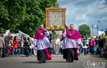 Фэст в Будславе прошел с участием всех католических епископов Беларуси