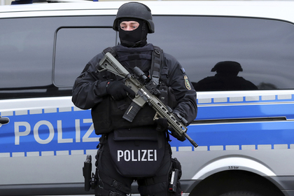 В результате стрельбы на вечеринке в Германии погиб человек