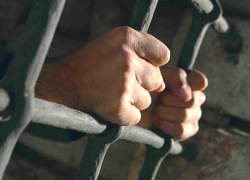 Госдеп США: Политзаключенных продолжают пытать в тюрьмах