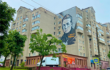 В Минске появилось граффити с Кузьмой Чорным