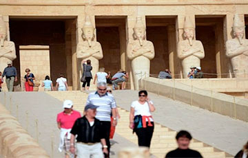 Египет решил увеличить сборы с покидающих страну туристов