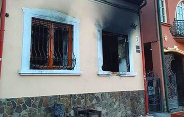 Польская спецслужба задержала трех подозреваемых в поджоге венгерского центра культуры в Украине