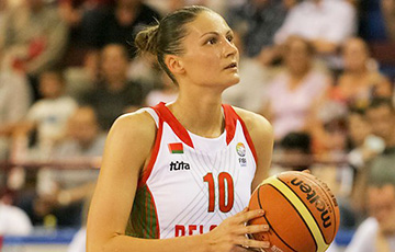 Белорусская баскетболистка — в лидерах Евролиги
