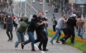 В Беларуси задержано более 250 человек, СК возбудил уголовное дело