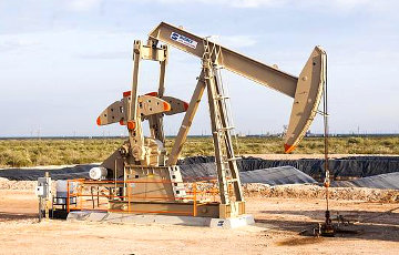 Запасы открытого в Бахрейне месторождения нефти оценивают в 80 млрд баррелей