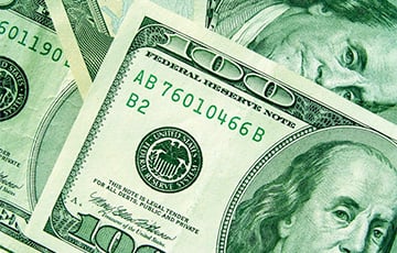 Курс доллара в Беларуси вырос до максимума почти за три недели