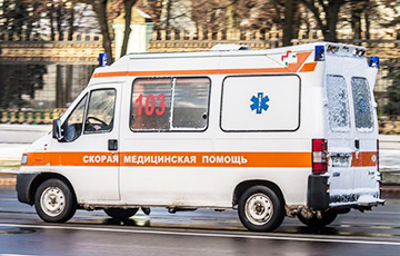 Медики из скорой Бобруйска рассказали, как добирались до пациентов ползком