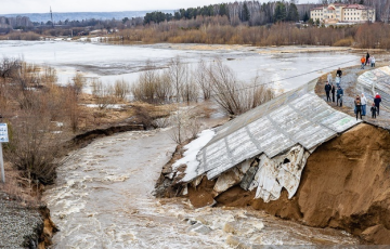 В Московии прорвало еще одну дамбу: под воду уходит Томск
