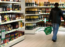 Магазины переписывают цены на спиртное