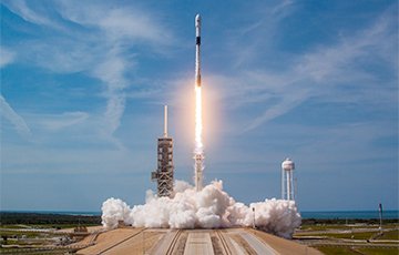 SpaceX хочет подключить свою спутниковую интернет-сеть Starlink к самолетам и кораблям