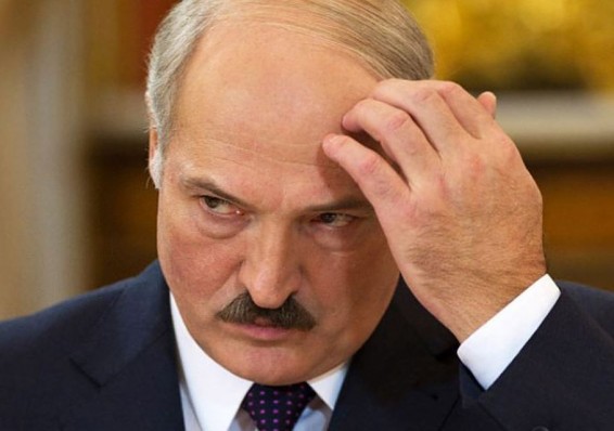Лукашенко обратил внимание на мнение людей в СМИ и интернете