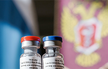 Украина не будет регистрировать российскую вакцину от COVID-19