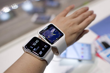 ФТС России приравняла Apple Watch к обычным часам