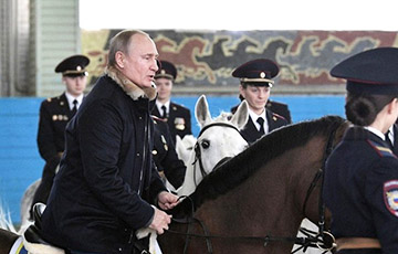 Путин и конь