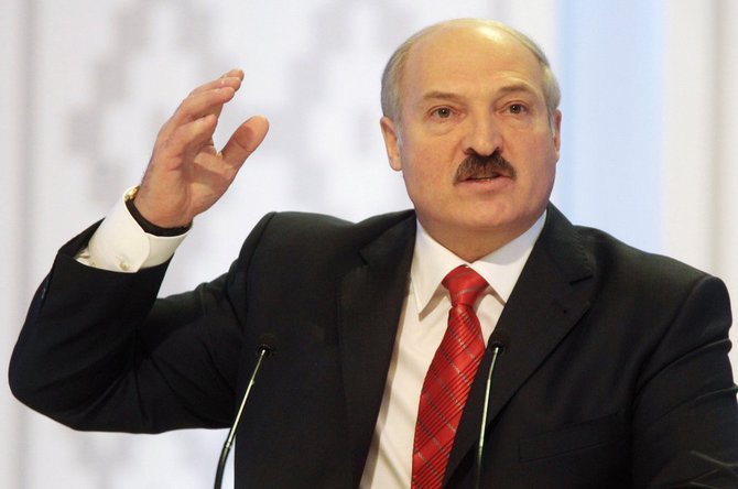 Лукашенко похвалил белорусский рубль