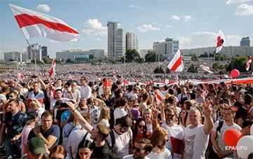 Политический аналитик: Гражданское общество в Беларуси сформировалось на всех уровнях